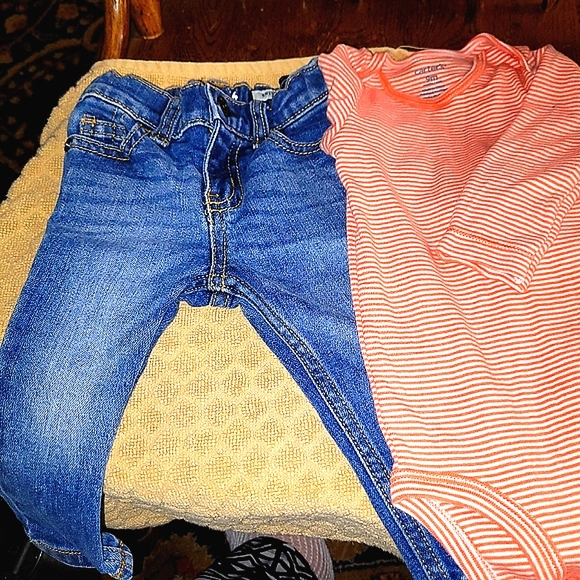2 pcs. B'gosh Skinny Blue Jeans and Carters pink/white stripped Top, 6 - 9M, - Picture 1 of 9
